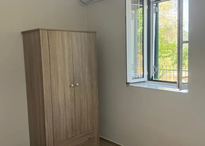 Apartment Billy's Luxury Vlikhón