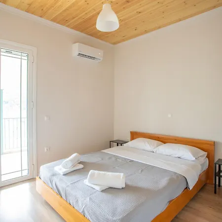 Billy's Luxury Βλυχό