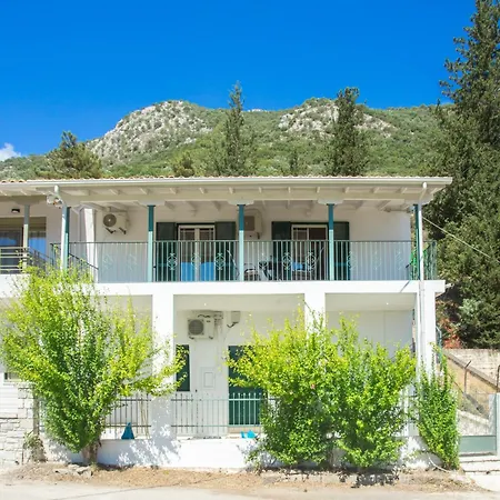 Billy's Luxury * Βλυχό