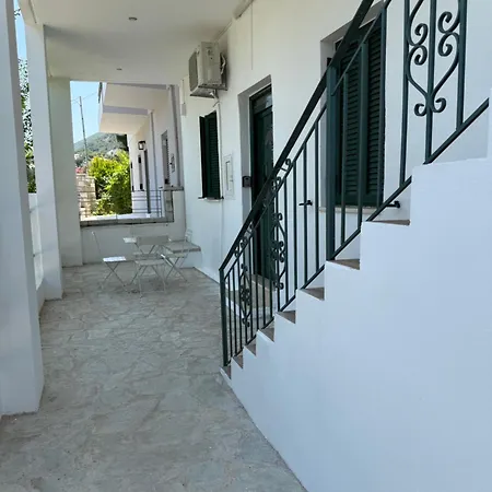 Billy's Luxury Apartament *